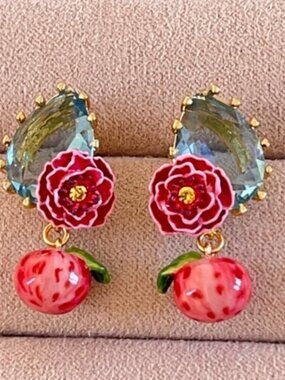 Les Nereides Blue and Pomegranate Earring